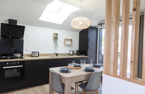Chouzelot Apartment | Tranquil Retreat at Loue Et Passion with Oceanfront Views