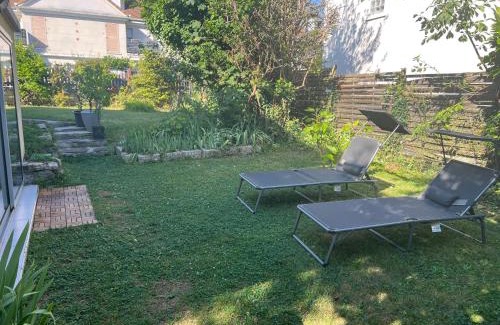 Soisy-sous-Montmorency Apartment | Family-Friendly Stay at Appart Jardin Lac Casino Enghien