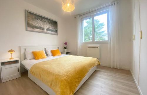 Maisons-Laffitte Apartment | Convenient Appart Laffitte T2 Near Park & RER to Paris