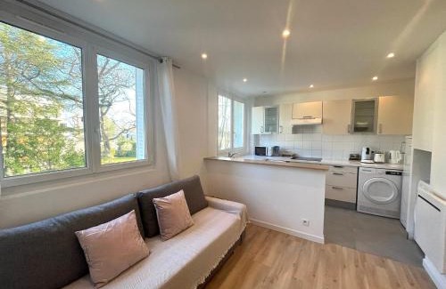 Maisons-Laffitte Apartment | Convenient Appart Laffitte T2 Near Park & RER to Paris