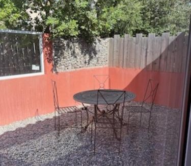 Ginasservis Apartment | Experience Les Salons du Bastier: Family-Friendly Retreat