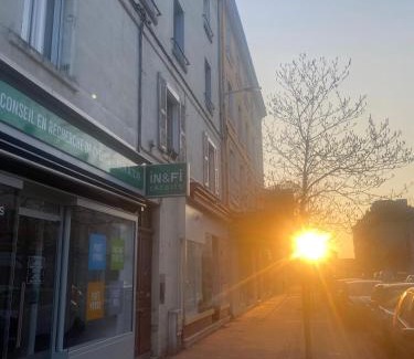 Bourg-en-Bresse Apartment | Bright Appart Lumineux: Steps from the Station, Family-Friendly