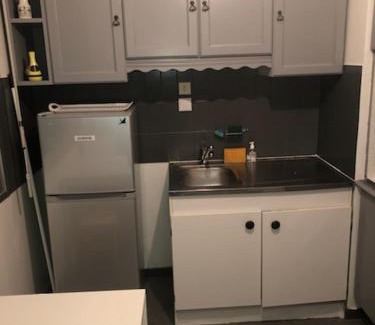 Bourroches Apartment | Discover Appart Port du Canal: Family-Friendly Retreat