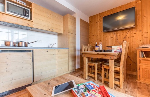 La Feclaz Condo | Cozy Apartment Near Center with Pool & Spa Amenities