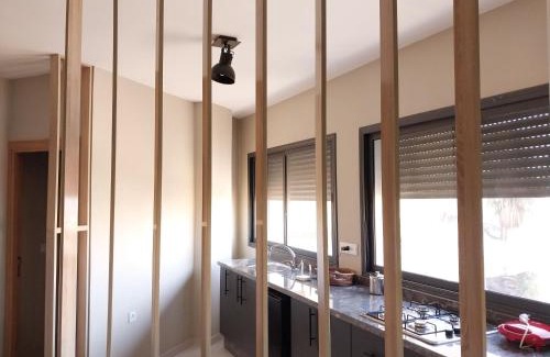 Deroua Apartment | Convenient Appart Relax near the Airport, Family-Friendly Stay