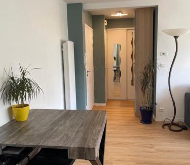 Laval Apartment | Convenient Stay for 6 at Gare Laval with Breakfast Included