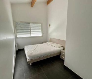 Propriano Apartment | Spacious Ocean View Apartment for 4 - Guest Rated 9.1