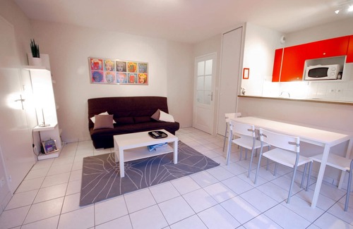 Saint-Servan Apartment | Cozy T2 Apartment in St Malo Center, Steps from the Sea