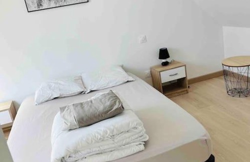 Corne Apartment | Family-Friendly Appart T3 Near Angers with Great Reviews