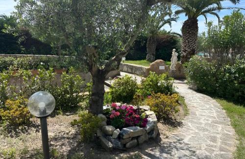 Bonalaccia-Filetto Apartment | Appartamenti dolores castle
