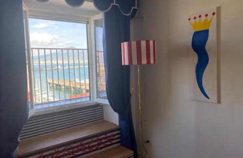 Castellammare di Stabia Apartment | Oceanfront Escape: Appartamento vista mare Aria 'e mare