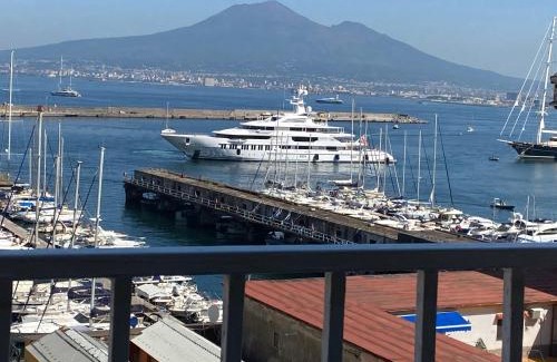 Castellammare di Stabia Apartment | Oceanfront Escape: Appartamento vista mare Aria 'e mare