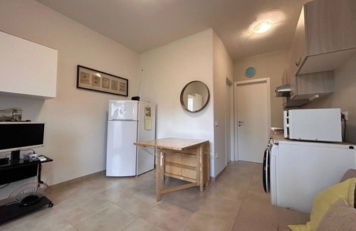 San Benedetto di Lugana Apartment | Recently Renovated Apartment with Pool in Residential Area
