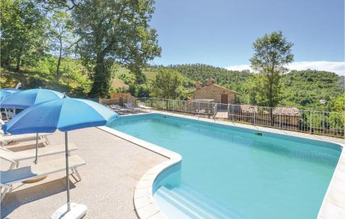 Mercatello sul Metauro Apartment | Pet-Friendly Appartamento Suite with Pool & Family Perks