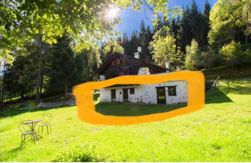 Mezzana House | Relaxing Stay at B&B La Locanda delle Pulci Bio Wellness