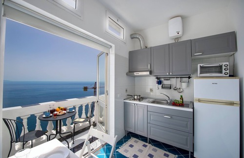 Furore Apartment | Scenic Furore Apartment with Breathtaking Amalfi Coast Views