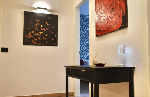 Lazise Old Town Apartment | Discover Appartamenti Al Marcipiè: Family-Friendly Retreat