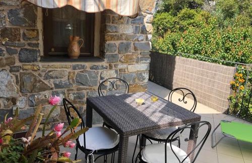 Costa dʼOneglia Resort | Oceanfront Appartamenti Antico Frantoio Doria - 9/10 Rated