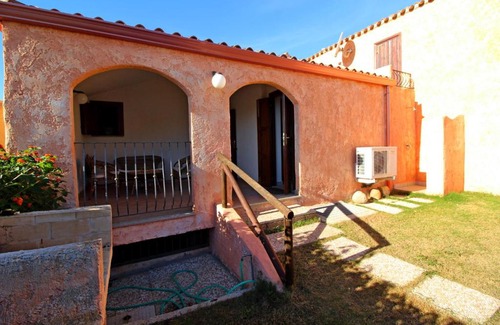 Costa Rei Apartment | Discover Appartamenti Belvedere: Ocean View & Pet Friendly