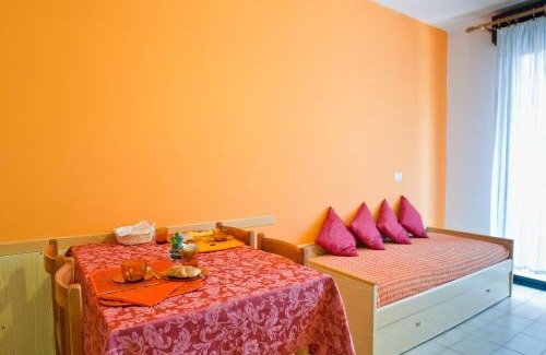 Torre Pedrera Apartment | Oceanfront Appartamenti CALDERONE with Pool & Family Vibes