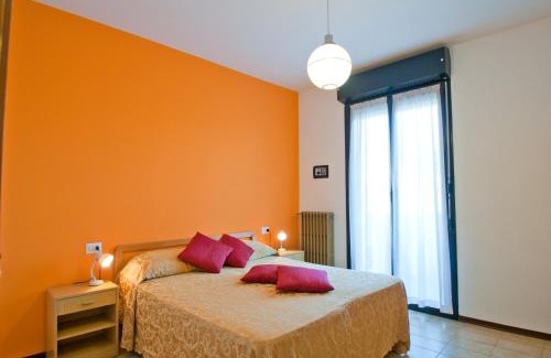 Torre Pedrera Apartment | Oceanfront Appartamenti CALDERONE with Pool & Family Vibes