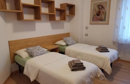 Levico Terme Apartment | Cozy Appartamenti Casa Prandel with Oceanfront Views