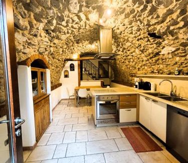 Malcesine Old Town Apartment | Appartamenti Castello