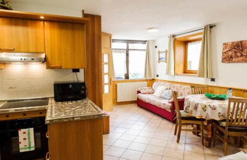 Teola Apartment | Pet-Friendly Appartamenti Fabrizio with Family Amenities