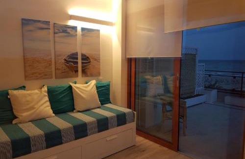 Tortoreto Lido Apartment | Oceanfront Appartamenti FronteMare: Pet-Friendly Retreat