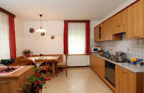 Arabba Apartment | Pet-Friendly Appartamenti Lezuo Iris with 9.3/10 Rating