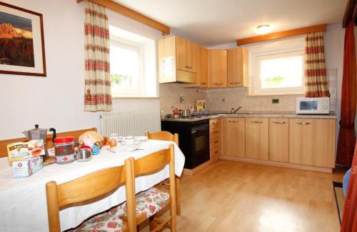 Arabba Apartment | Pet-Friendly Appartamenti Lezuo Iris with 9.3/10 Rating
