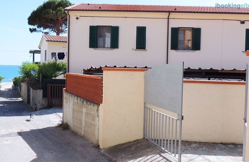 Seccheto Apartment | Comfortable Appartamenti Montecristo & Pianosa Retreat