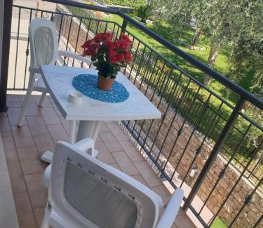 Magugnago Apartment | Appartamenti Mary: Top-Rated Stay with Ocean Views