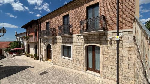 Rocca San Felice Apartment | Child-Friendly Appartamenti Rocchesi for Family Getaways
