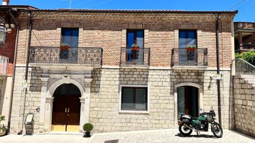 Rocca San Felice Apartment | Child-Friendly Appartamenti Rocchesi for Family Getaways