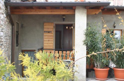Musaga Apartment | Cozy Appartamenti Serena - Nonna Elvira with Ocean Views