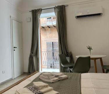 Carini Apartment | Appartamenti Tiffany & Timi