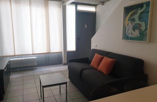 Lecco Apartment | Pet-Friendly Apparthotel CASA IDEALE in Lecco with Pool