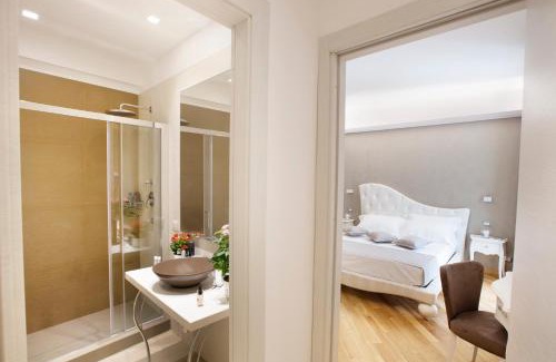 Trapani City Centre Apartment | Outstanding Oceanfront Appartamenti Trapani with Spa & Hot Tub