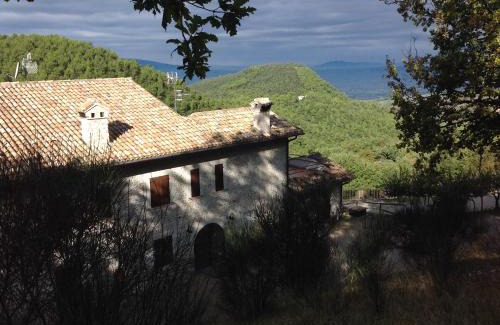 Spoleto House | Top-Rated APPARTAMENTI Villa Marianna with Pool & Hot Tub