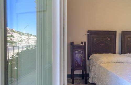 Modica Apartment | Appartamenti Vista San Giorgio - Pomelia