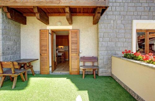 Santa Caterina Valfurva Apartment | Ideal Appartamenti Vittoria Bilo: Pets Welcome & Family-Friendly