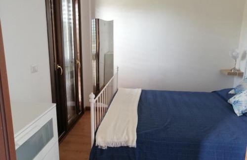 Fontane Bianche Apartment | Cozy Villa Apartment Steps from the Ocean with Top Ratings