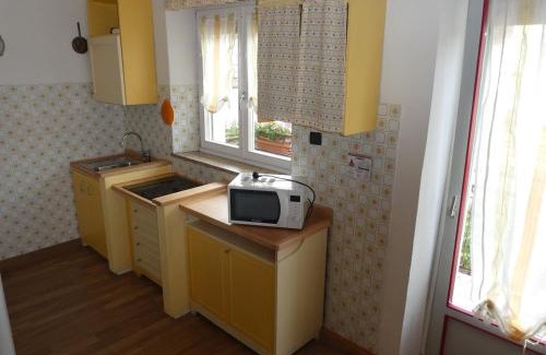 Fondo Apartment | Convenient Appartamento Near Attractions and Family Friendly