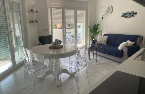 Calambrone House | Seaside Retreat: 4-Star Apartment Steps from the Beach