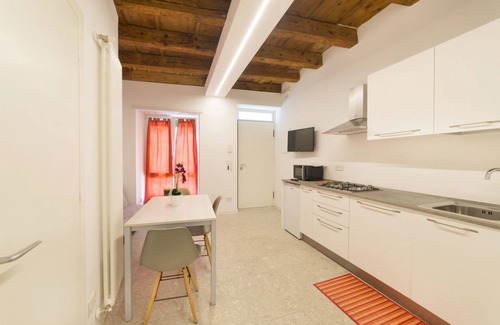 Cittadella Apartment | Serene Apartment Near Arena and Verona's City Center