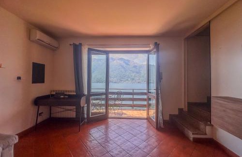 Dorio Apartment | Appartamento a due passi dal lago con box