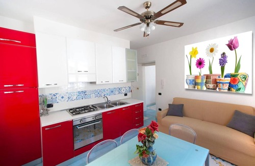 Vietri sul Mare Apartment | Inviting Apartment in Vietri sul Mare with Spa & Breakfast