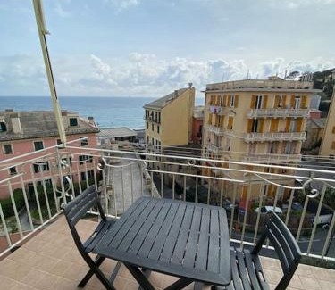 Sturla Apartment | Oceanfront Appartamento at Sturla Beach with Private Access