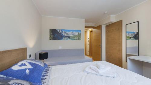 Ponte di Legno Apartment | Pet-Friendly Appartamento Acquaseria 310 with Breakfast